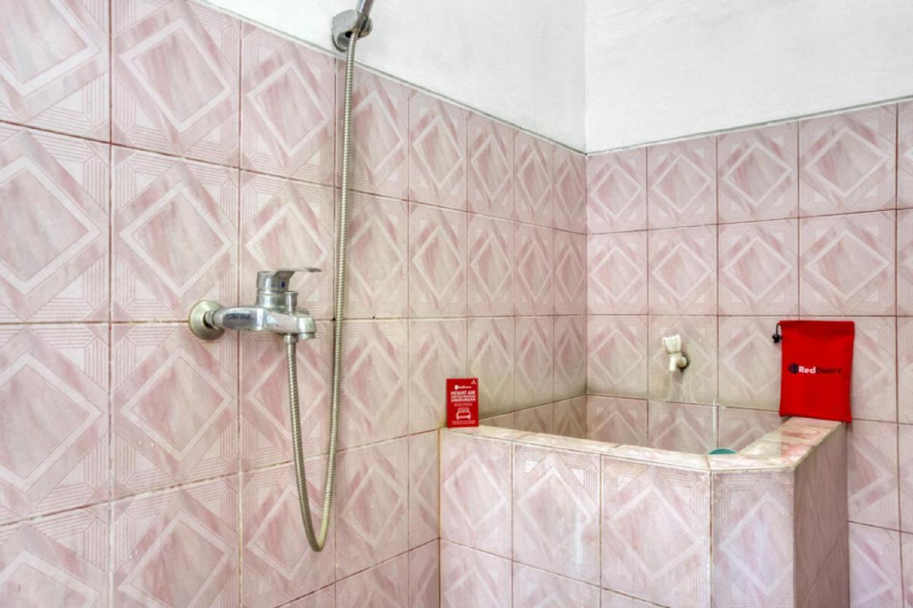 Reddoorz Hostel Near Prawirotaman Jogja Yogyakarta Exterior foto